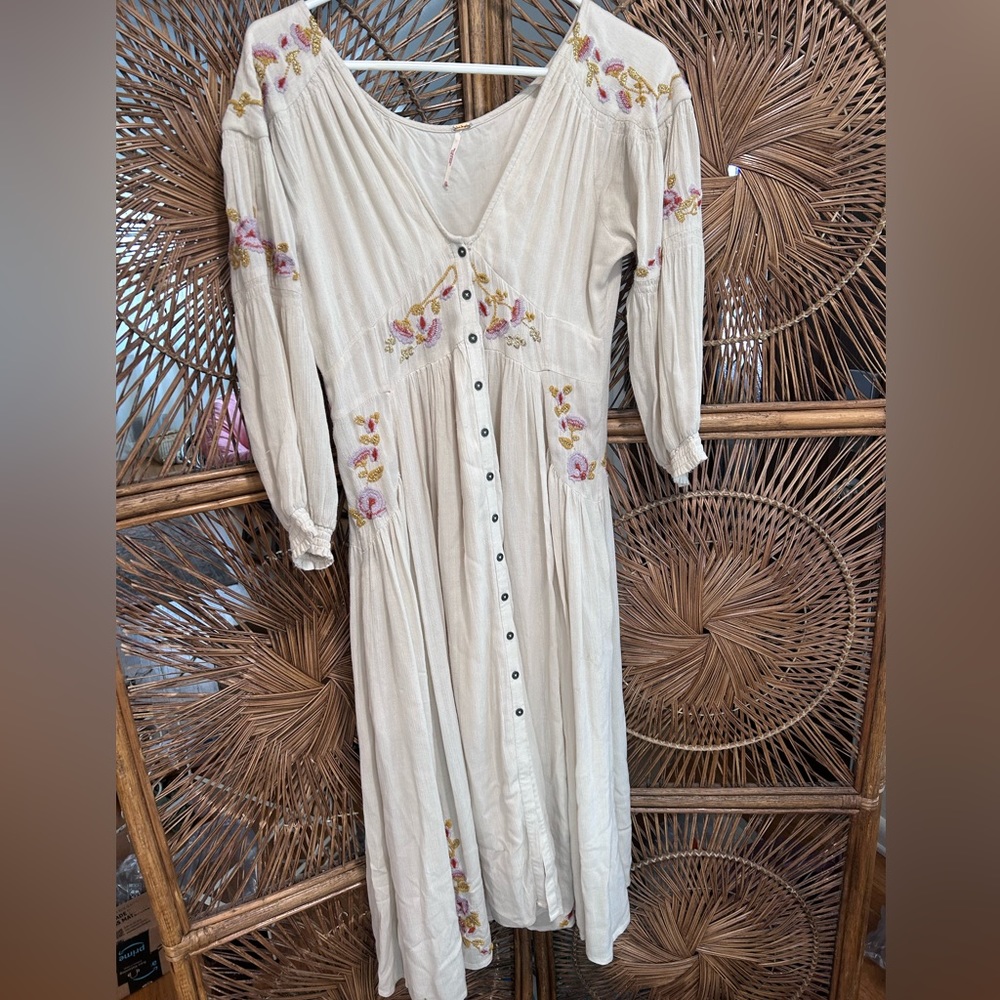 FREE PEOPLE Cream Day Glow Embroidered Floral Crinkle Midi Dress XS